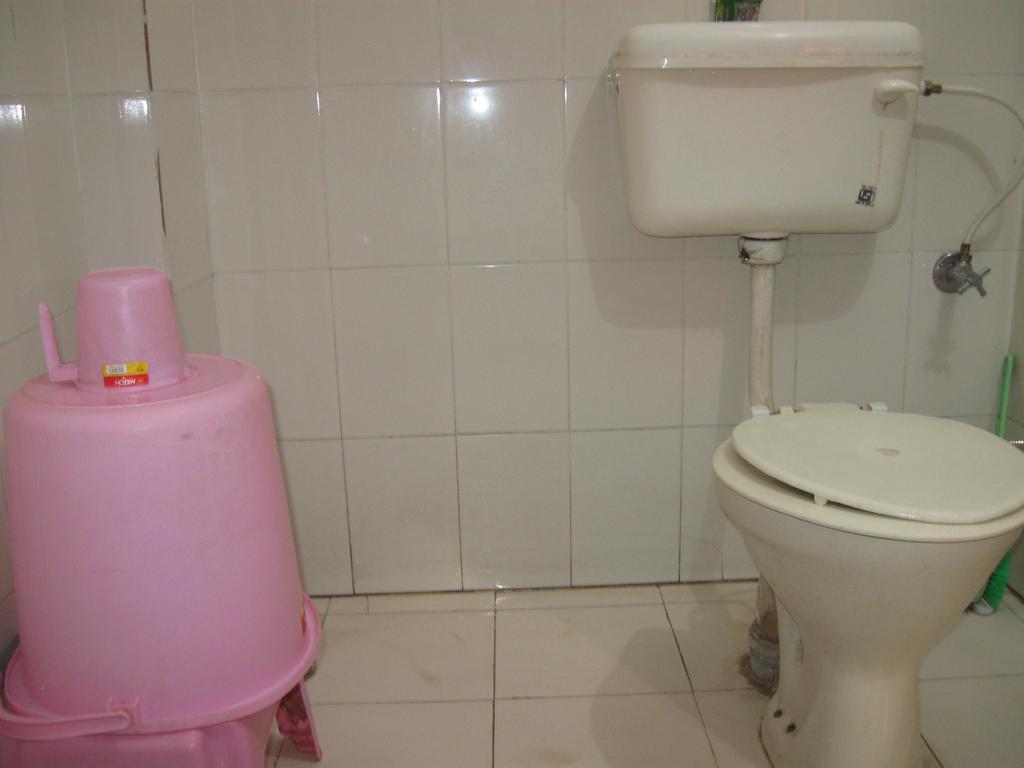 Hotel Shiv Ganga Rishīkesh Rom bilde