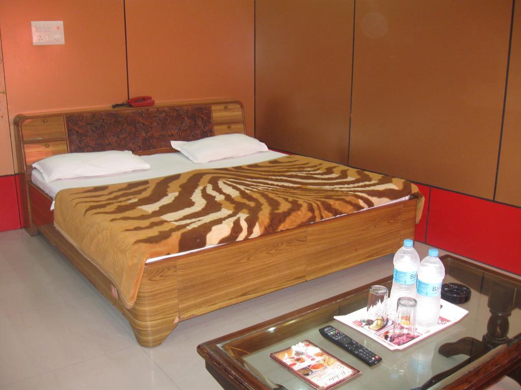 Hotel Shiv Ganga Rishīkesh Rom bilde